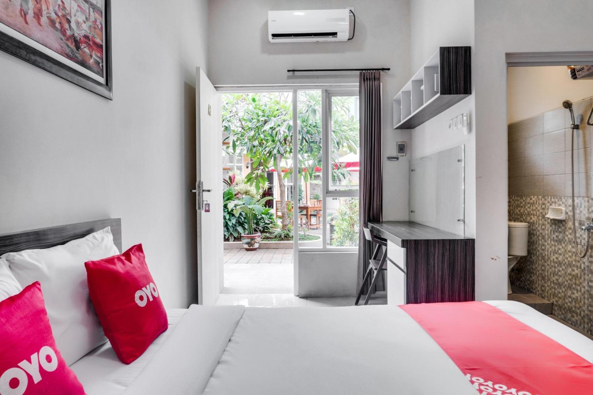 Super Oyo 1579 Kate'El Inn Banyuwangi  Ngoại thất bức ảnh