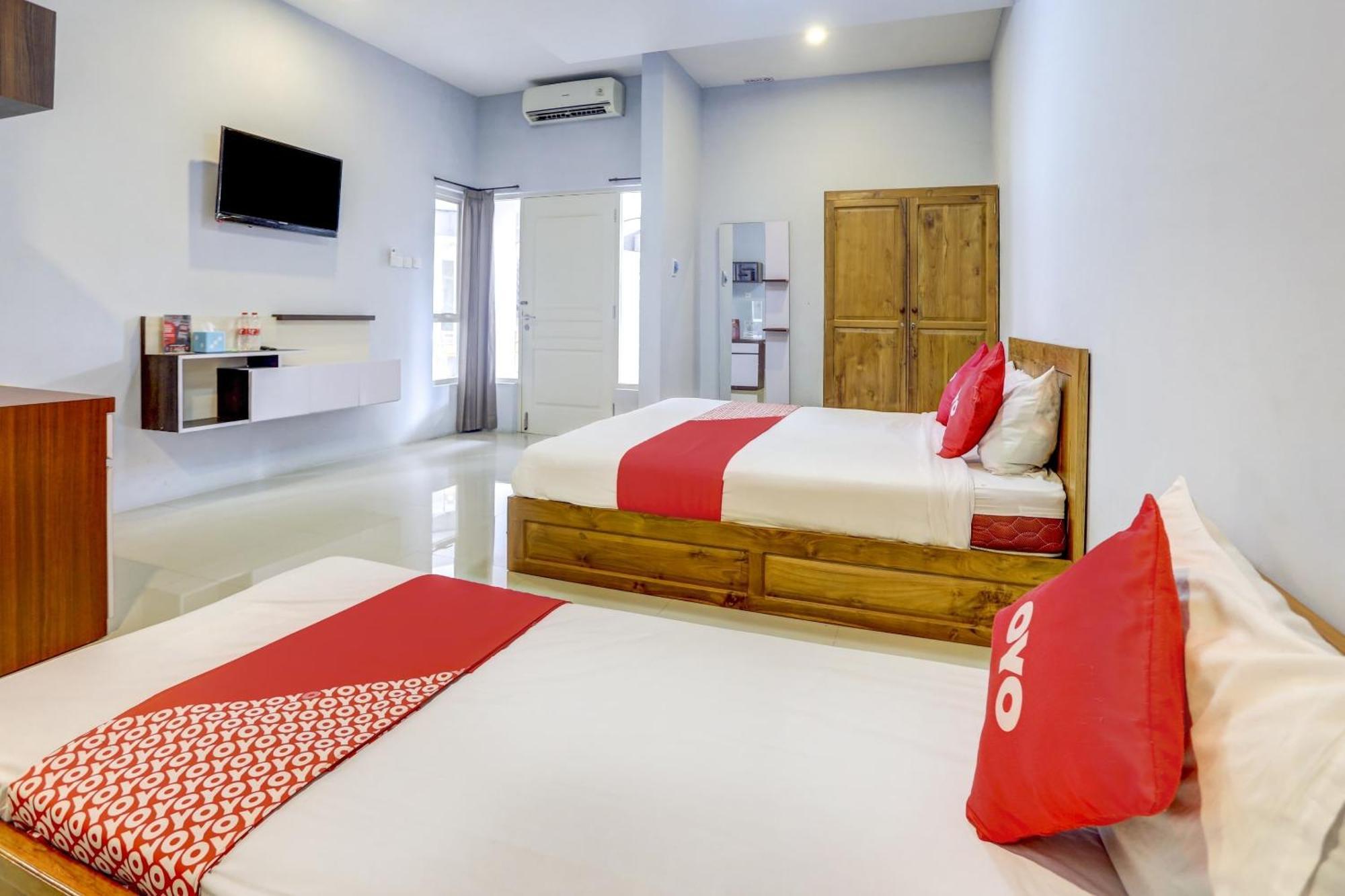 Super Oyo 1579 Kate'El Inn Banyuwangi  Ngoại thất bức ảnh